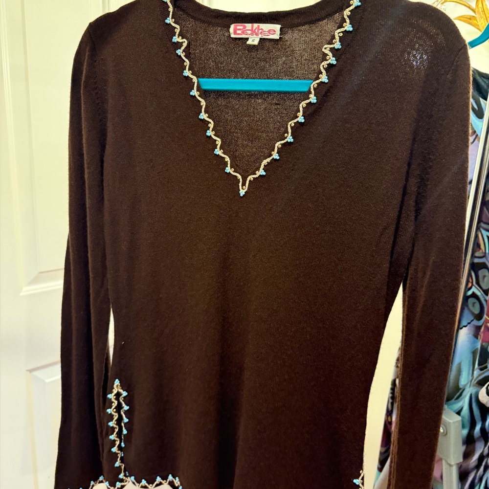 Bebe Brown V-Neck Sweater with Blue Trim